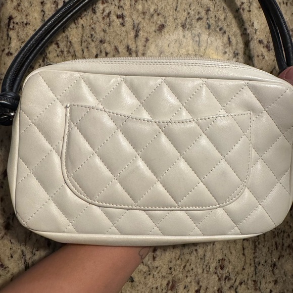 Chanel Cambon Pochette in Black & White - Picture 2 of 4